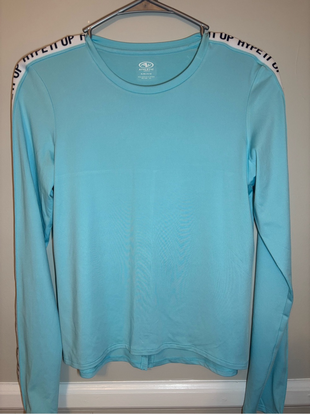 Athletic Works Light Turquoise Long-Sleeve Performance Tee